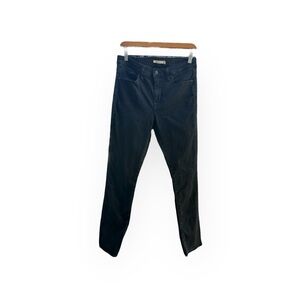 Levi’s 312 shaping slim size 31 with stretch.